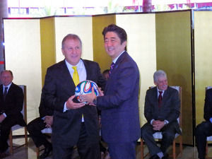 AS20140801005666_commL