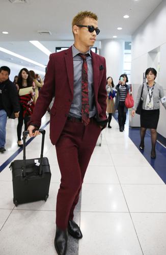 B2DBSiNCAAAg-wj