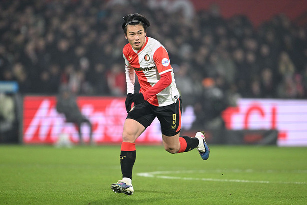 【悲報】フェイエ上田綺世さん…絶好調→絶不調でゴールを忘れるｗｗｗｗｗｗ