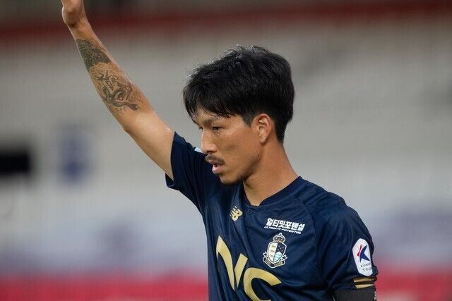 悲報 本田二世こと小林祐希さん ビジネスマンになっていたｗｗｗｗｗ 2chフットボールまとめアンテナ