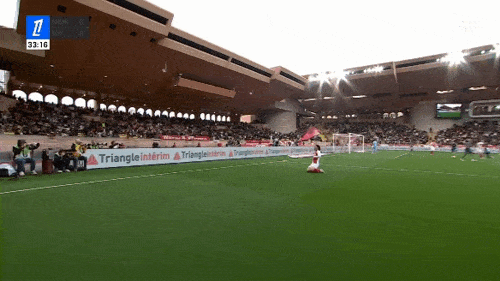 【GIF】南野拓実さん…パリ戦のゴールパフォーマンスがクールで格好良すぎるｗｗｗｗｗｗｗ