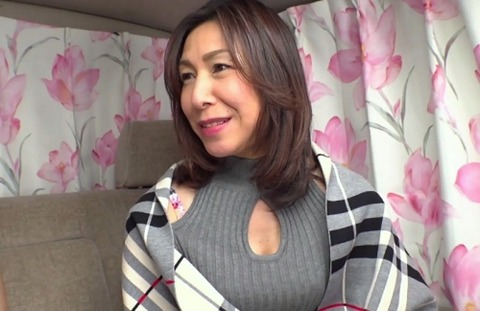 【素人妻ナンパ全員生中出し4時間セレブDX】美人妻をピックアップ8時間編集vol.82【無料エロ動画