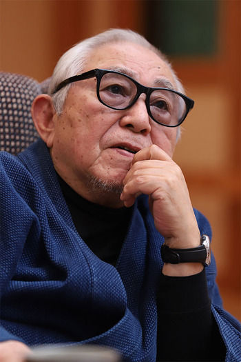 【斉藤由貴の不倫を擁護！】やすらぎの郷の倉本聰氏「彼女には、恋愛が芸の肥やしになっていたんです」