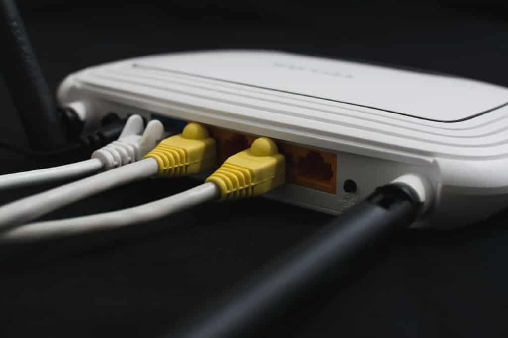 中国企業Zbtlink製のルーター20機種にバックドア… 外部から完全制御のおそれ