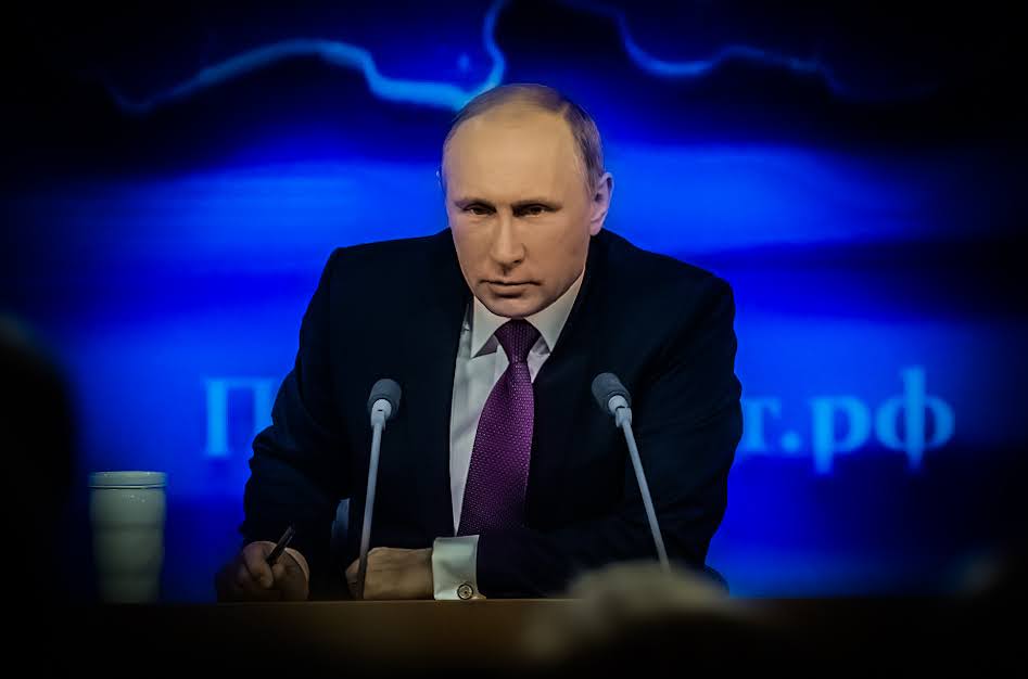 プーチン大統領「ロシアへの姿勢変えたのは日本」　関係悪化は日本の責任との認識示す