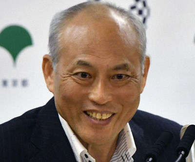 【東京】舛添知事「中国服は筆が滑る」と政治的使途を断固主張！背広は筋肉あり「窮屈」