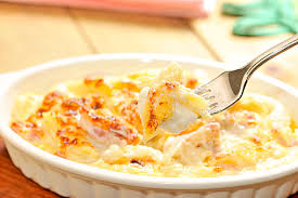 義実家で、トメ『グラタン作ったの!食べて~』妊娠中の私「え…!?」→なんとカビだらけのチーズで作ったグラタンを出され…