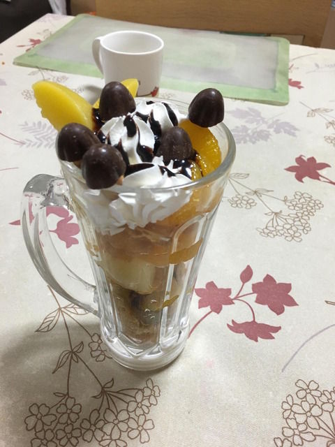うちの母親がパフェ作ってくれたんだが