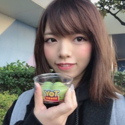 バイク乗り女さん、おっさんに囲われ姫状態wwwwww