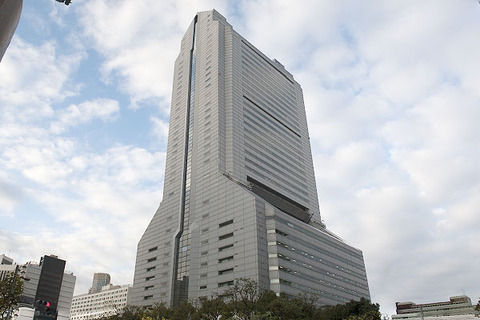 NECとかいう30年前からずっと下り坂なのに潰れない会社