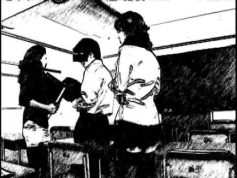 女装が好きな人は必見!?セーラー服着用がばれた男子学生が痴女教師二人がかりで強制手コキの罰を与えられる