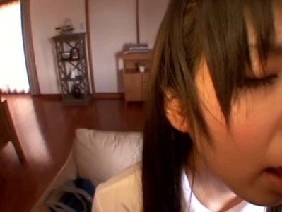 カワイイ系JKに制服着たまま指マンしておっぱい弄ってフェラさせて顔射してお掃除させちゃいました♪