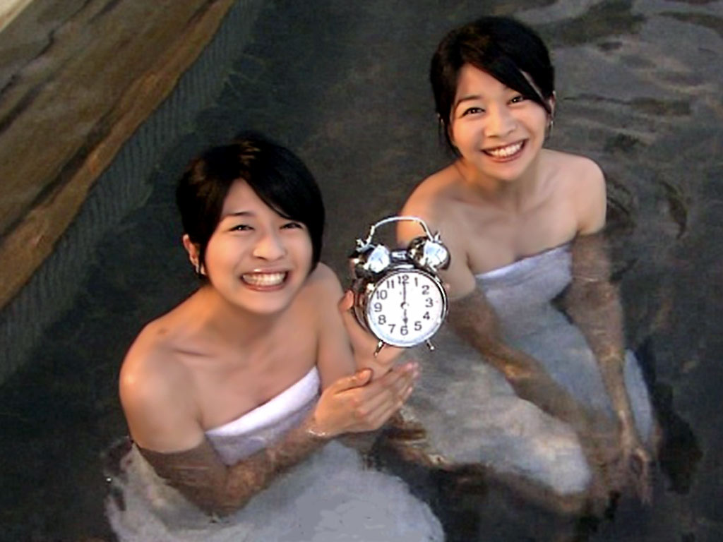 マナカナ裸 エロ画像】マナカナ濡れ場画像と双子入浴画像のエロい【三倉茉奈 三倉佳奈】 : グラビアアイドルのエロ画像アタｮo(*'o'*)o