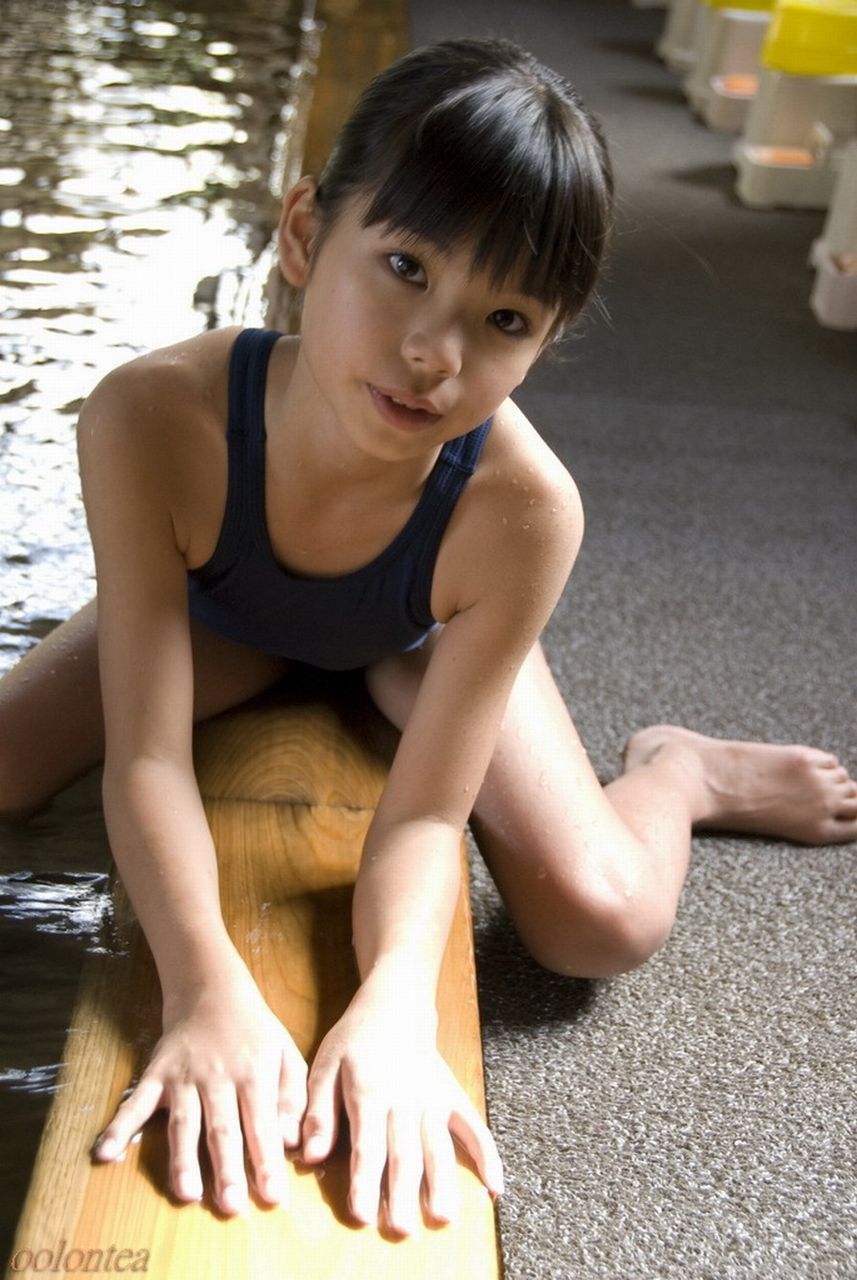 全裸女子小学生 エロ画像とエロ動画 全裸女子小学生 エロ画像とエロ動画