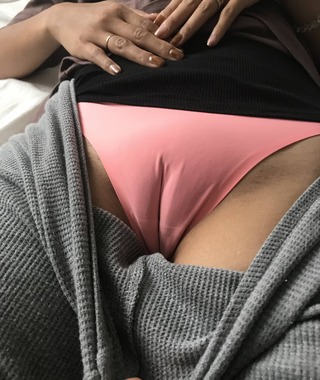 ●【画像】マンスジｗド助平女子たちの卑猥なクッキリ割れ目ｗｗｗ エログニュースJAPAN