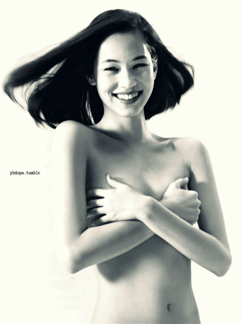 モデル水原希子のくびれと乳首画像！エロ可愛い!!画像まとめ（21枚） : エロビア エロ画像まとめ