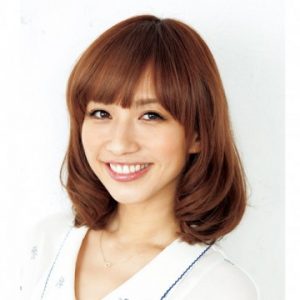 優木まおみ