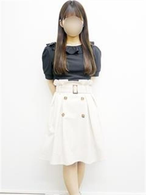 girl_5d1f0d922b8915_67437627_480x640