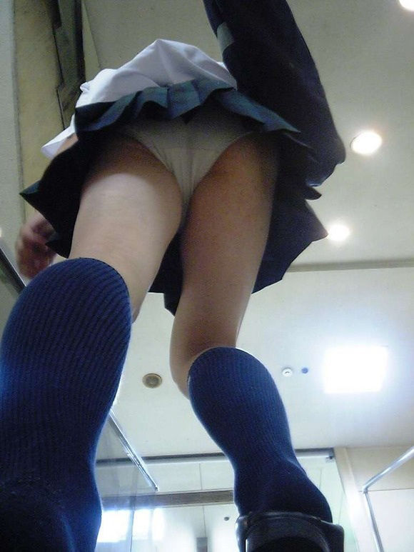 jk 校内　盗撮 動画】高校女子寮での盗撮被害、写真6枚を確認 複数の生徒が被害 ...