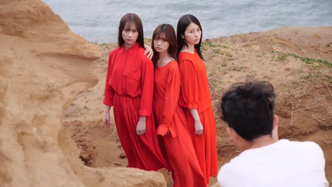 鈴木絢音 寺田蘭世