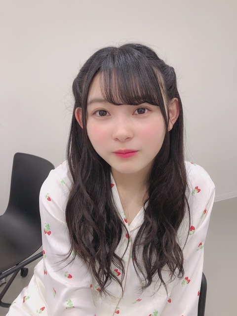 柿崎芽実