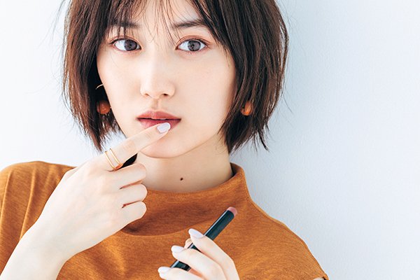 山下美月