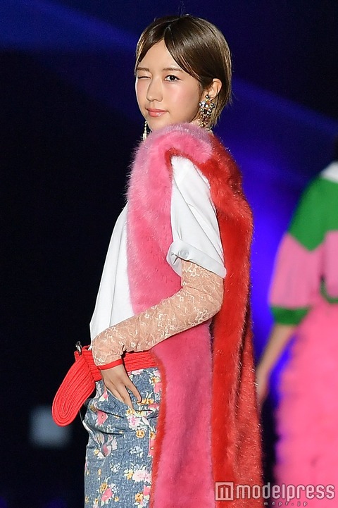 NjltaSqWtD3eToaKedA0Bpw-bEksH6blwCbnk6VEmJo[1]