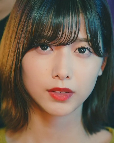 渡邉理佐