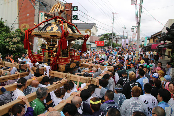 土師祭2014 練り歩く千貫神輿