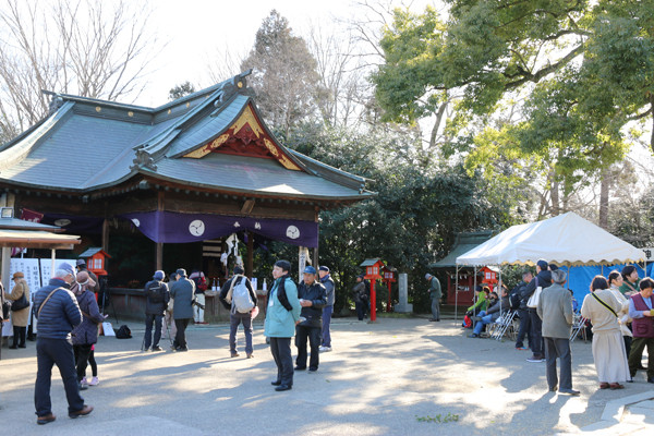 鷲宮神社 年越祭 神楽殿前