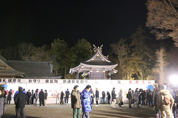 年明けの境内 鷲宮神社2015年初売り