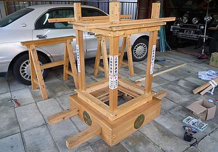 らき☆すた神輿補強作業