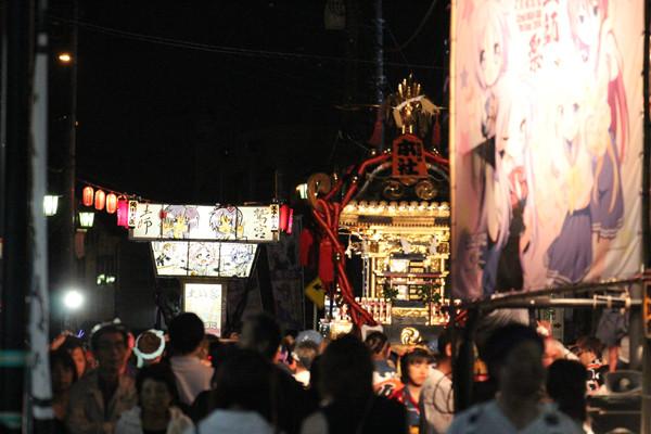 土師祭2014 土師祭を彩る「千貫神輿」と「らき☆すた神輿」