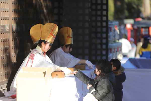 鷲宮神社2019年初売り30