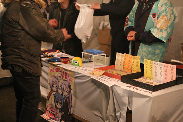 らきすたグッズ販売ブース 鷲宮神社2015年初売り