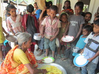 バングラデシュ 愛子 212