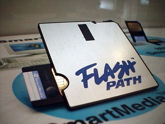 昔々 フラッシュパスというメモリカードリーダーがあったのじゃ 似非管理者の寂しい夜