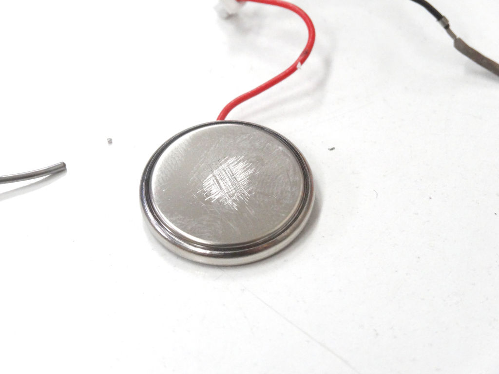 ノートPCのCMOSバックアップバッテリーのボタン電池の半田付けによる交換 : 似非管理者の寂しい夜