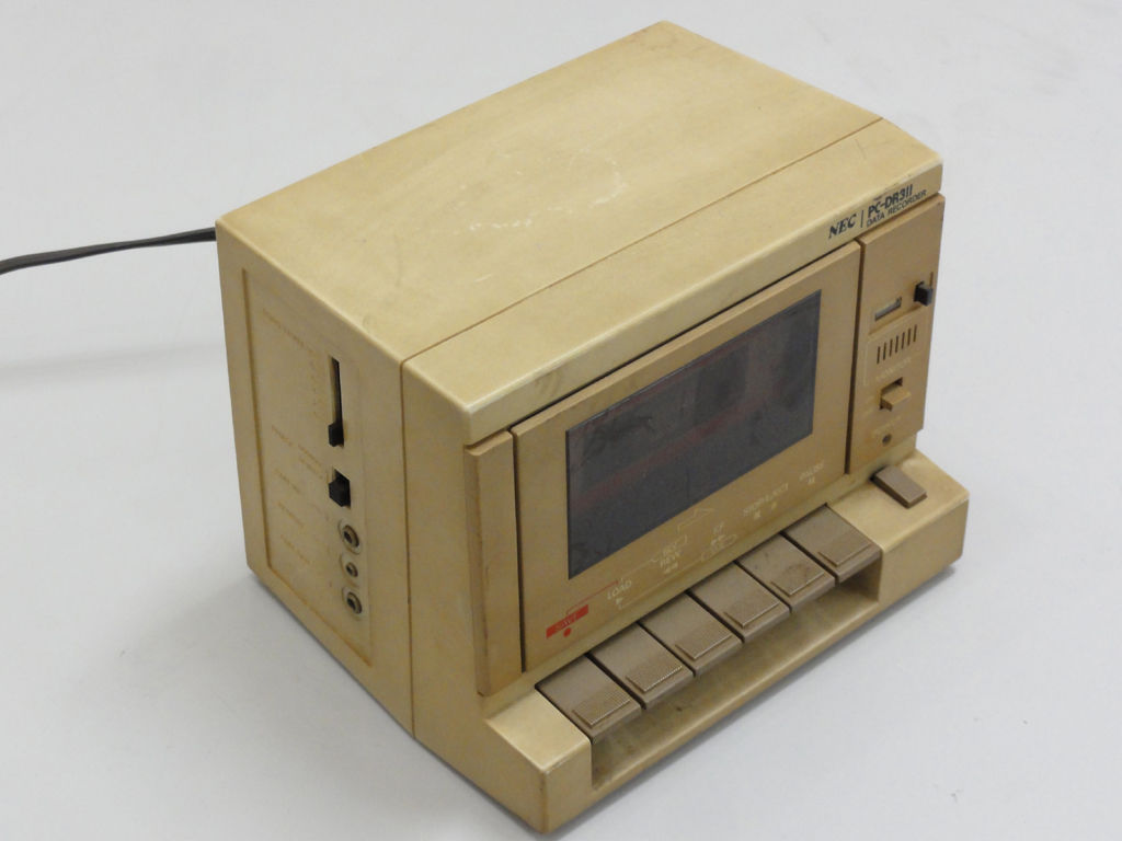 NEC PC-DR311 : 似非管理者の寂しい夜