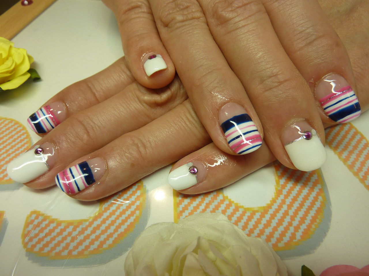 ６月のキャンペーンデザインは間もなく終了になります 大泉学園のネイルサロン エスピィ Espy ネイル アイラッシュサロン