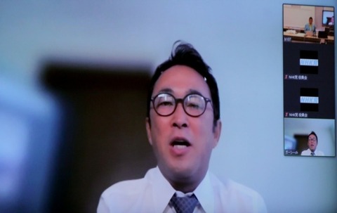 Real_Live_200239543_1