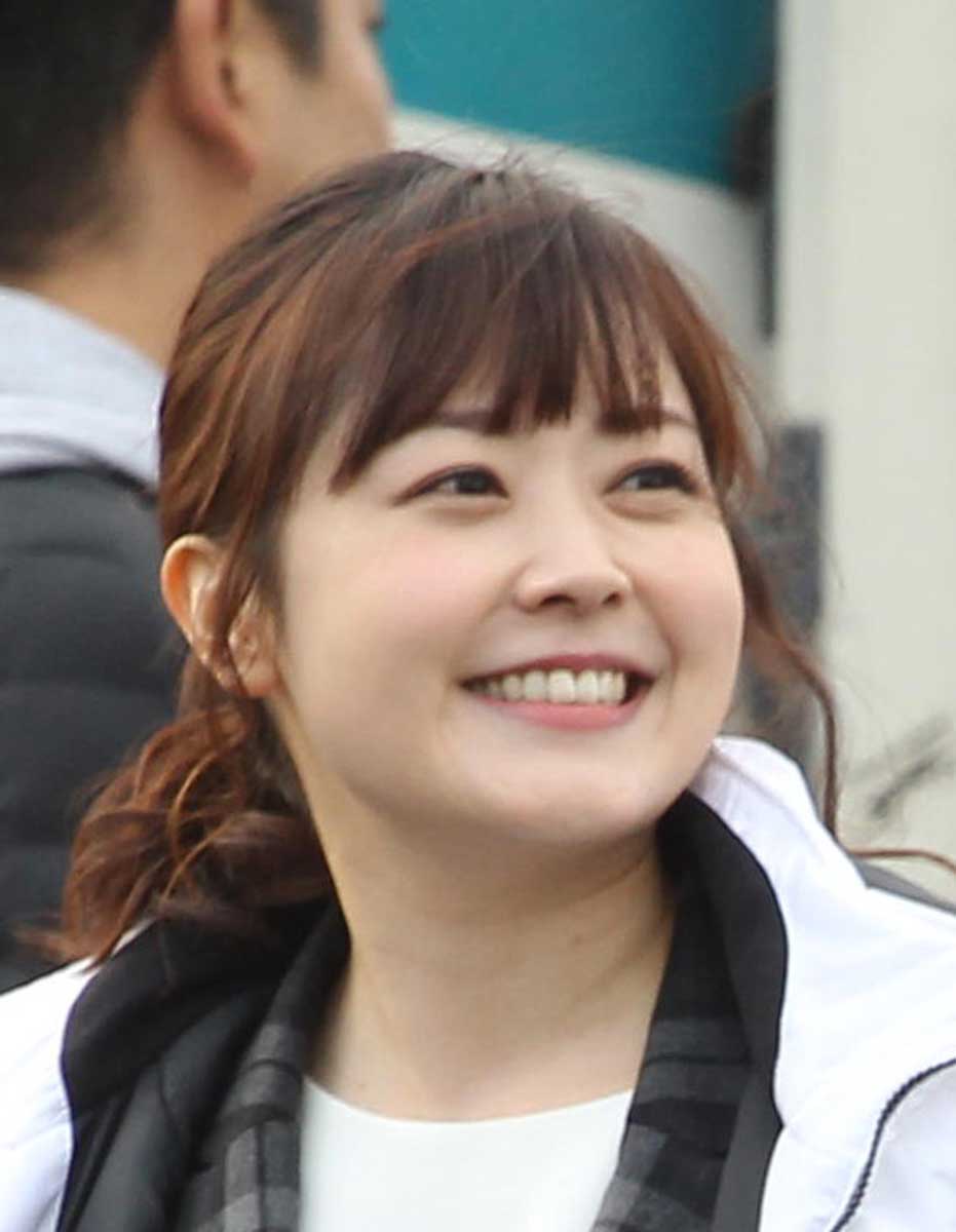 芸能 猫より可愛い 倉科カナの猫ポーズにフォロワー あざとかわいい キュン死確定です 破壊力すご 芸能ニュースまとめサイト