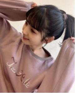 道重さゆみ、くすみピンクのルームウェア×ポニーテールで可愛さMAX