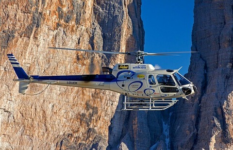 helicopter-3011983_640