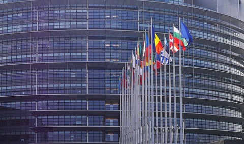 european-parliament-1274765_1280