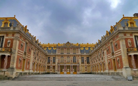 versailles-318459_1280 (1)