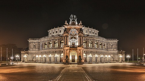 architecture-3091433_1280 (1)