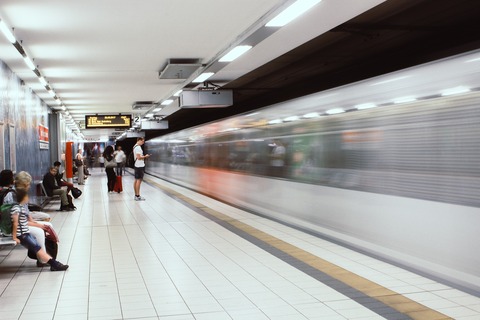 ubahn-2367407_1920 (1)