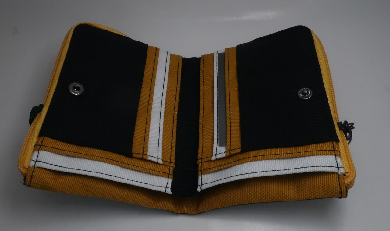 ターポリン長財布二つ折り財布 A T Fieldを買いました 第二発令所