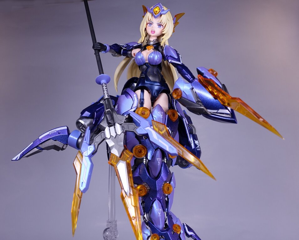 STORM INTEREPTOR: ROYAL ENFORCER ターニャ・カリュブディスを塗装